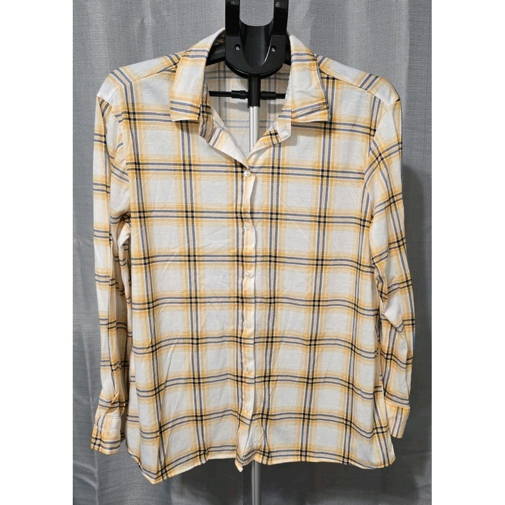 Love Potion Women's Size 1X Yellow Plaid Button-Down Shirt